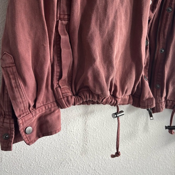 Rails Revolve Collins Burgundy Rust Utility Snap Zip Cinching Tencel Jacket - Picture 9 of 16
